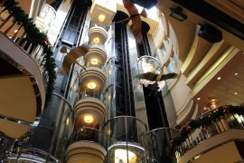 Norwegian Star atrium