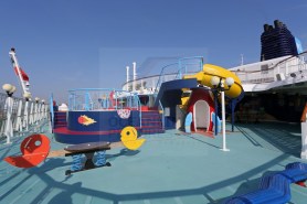 Splash-Down-Kids-Pool-Norwegian-Star